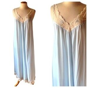 Vintage Lucie Ann Pastel Blue Lace Trim Full Length Nightgown - Large